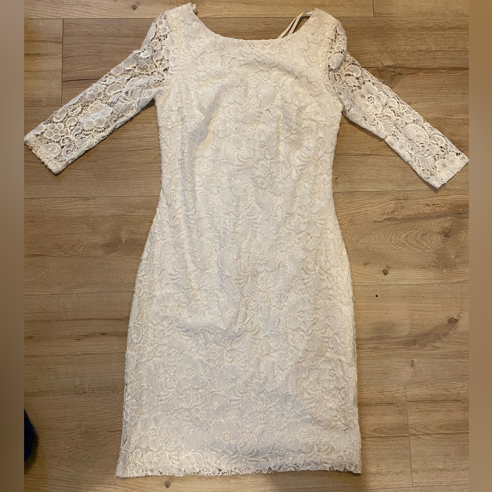 NWT Le Chateau Elegant Lace White Dress